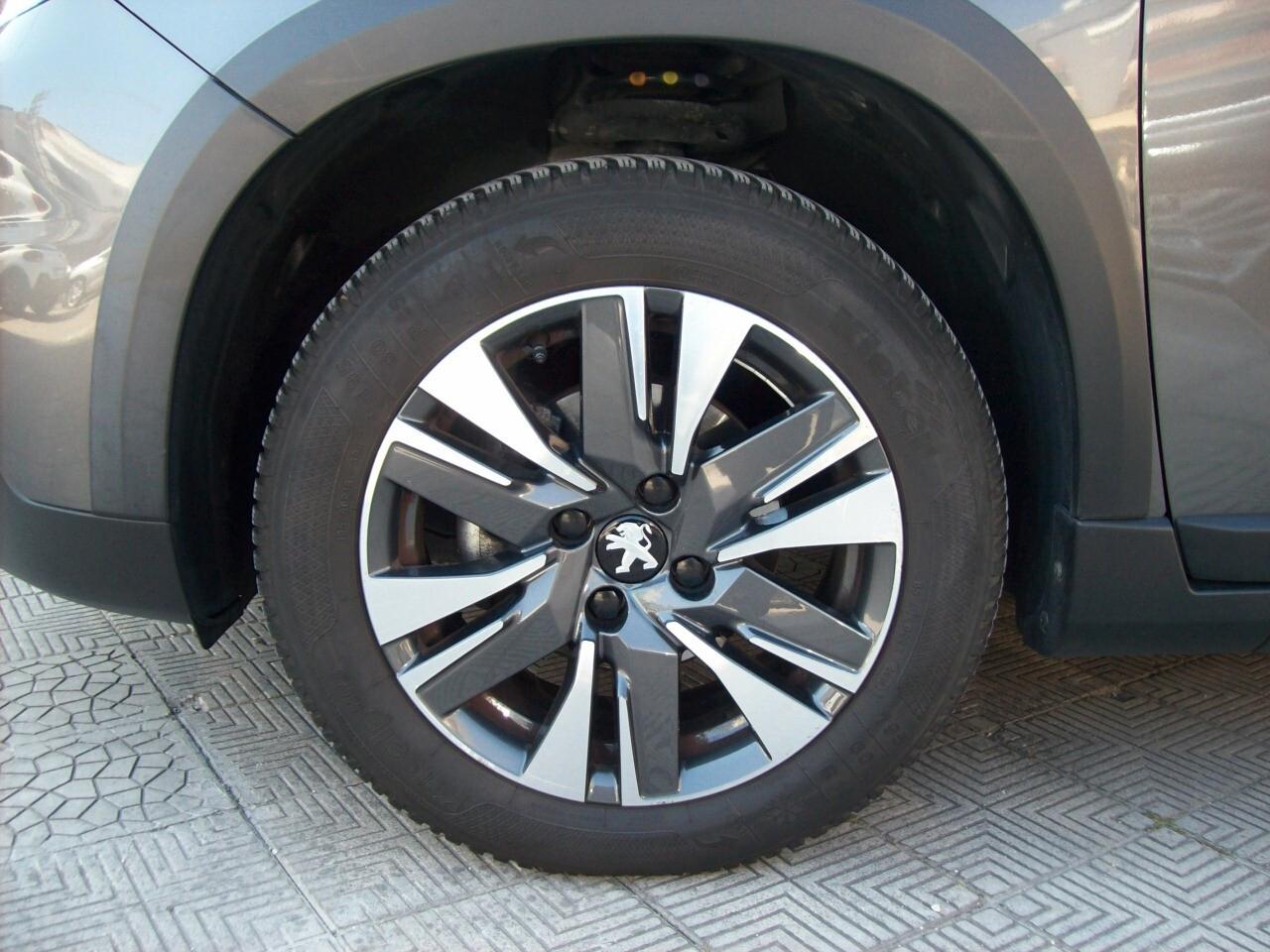 Peugeot 2008 1.5 BlueHDi 102 S&S Allure