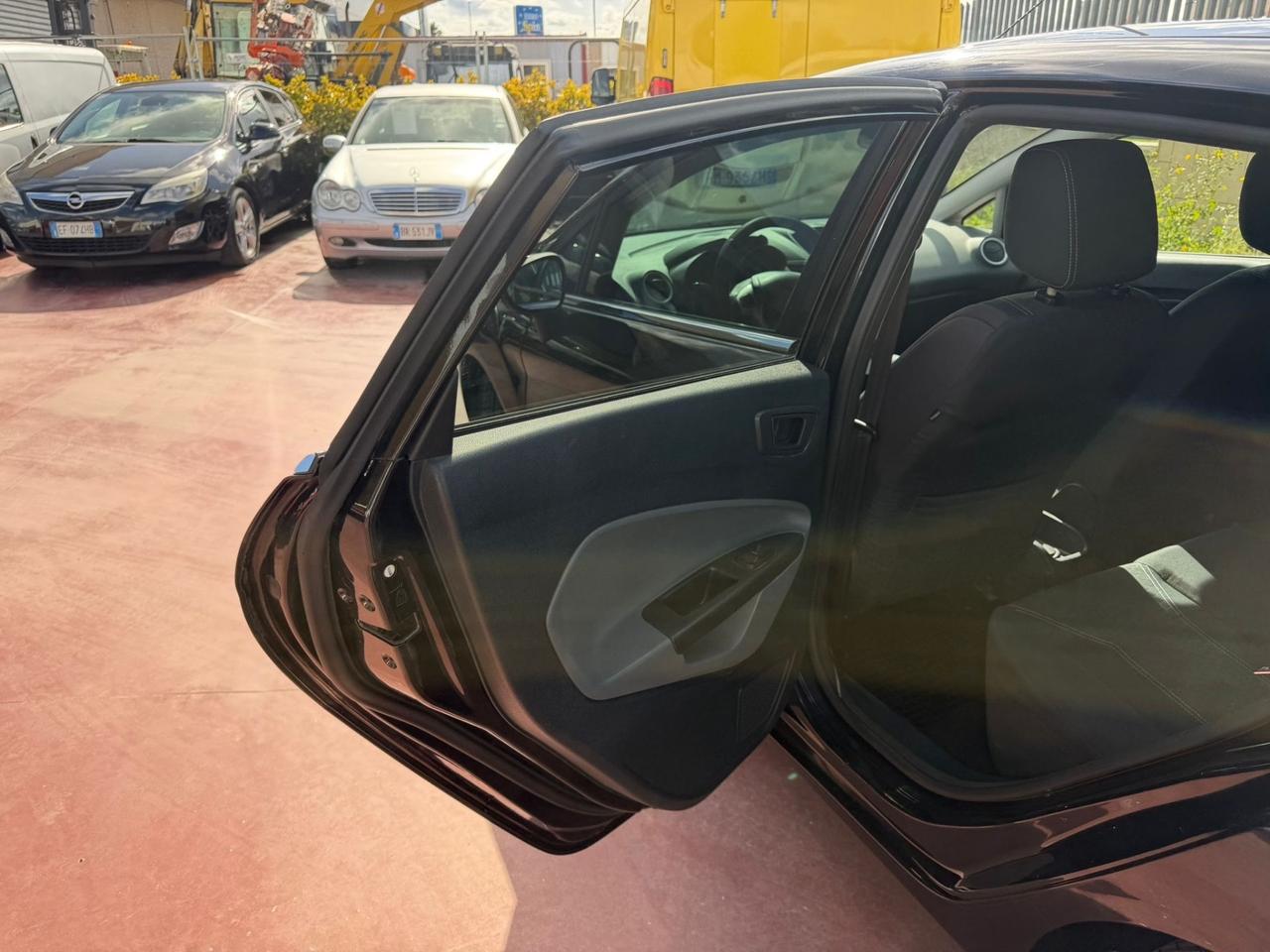 Ford Fiesta 1.4 TDCi 5p. Titanium