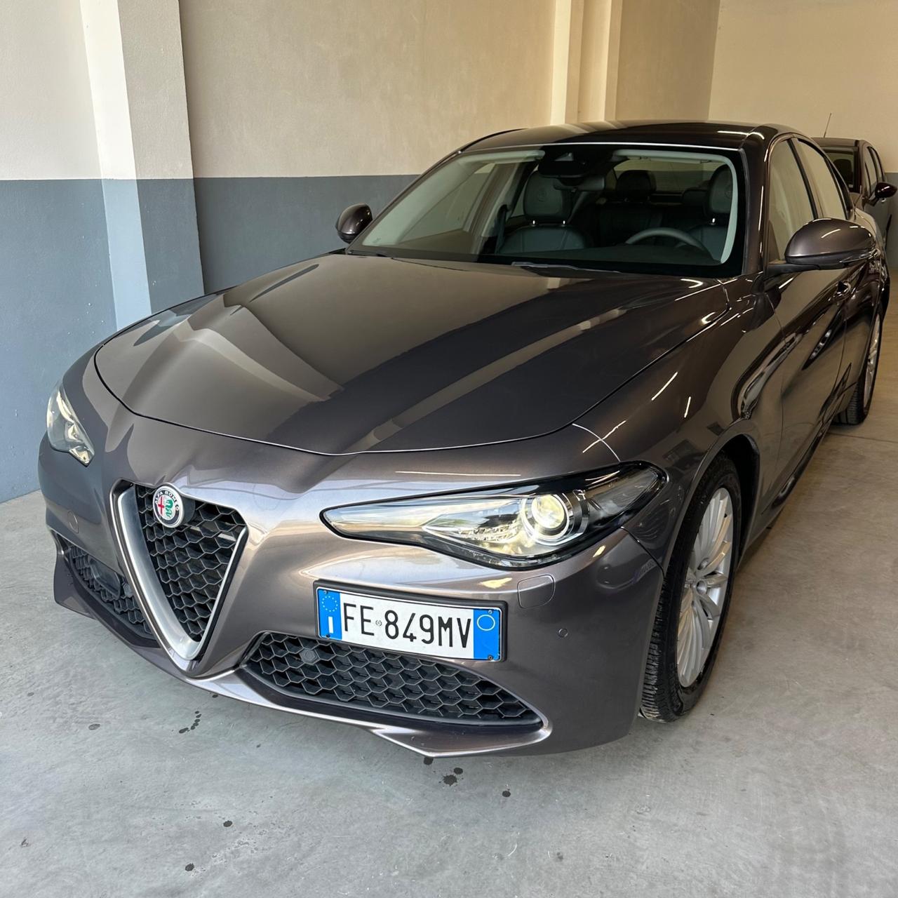Alfa Romeo Giulia 2.2 Turbodiesel 180 CV AT8 Business Sport Launch Ed.