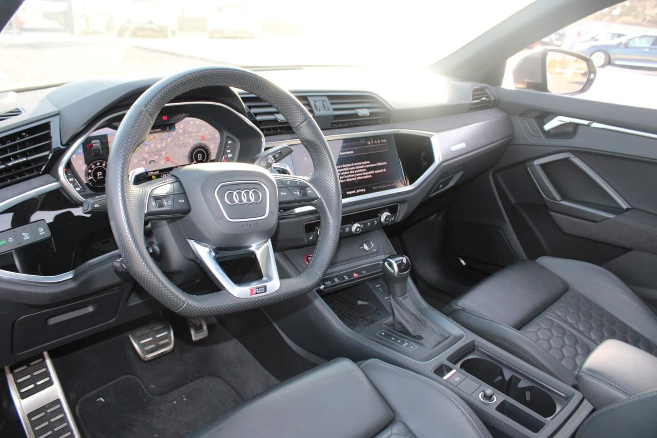 Audi Q3 RS Q3 SPB quattro S tronic