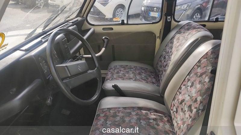 Renault 4 950 RENAULT 4 AUTO PER APPASSIONATI FUNZIONANTE PICCOLI LAVORI DA ESEGUIRE