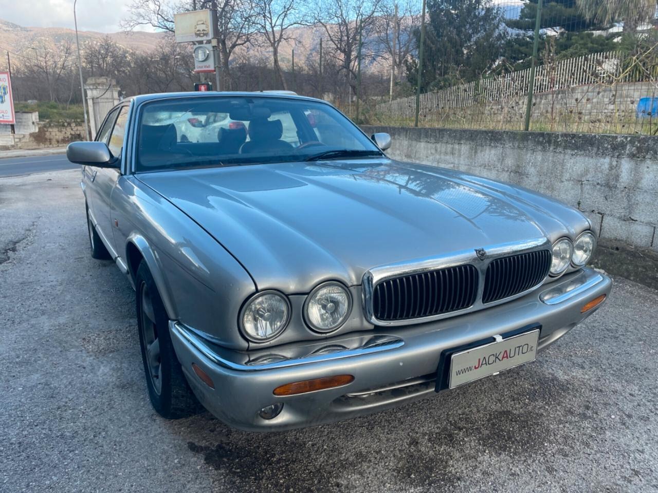 Jaguar XJ 3.2 cat Executive