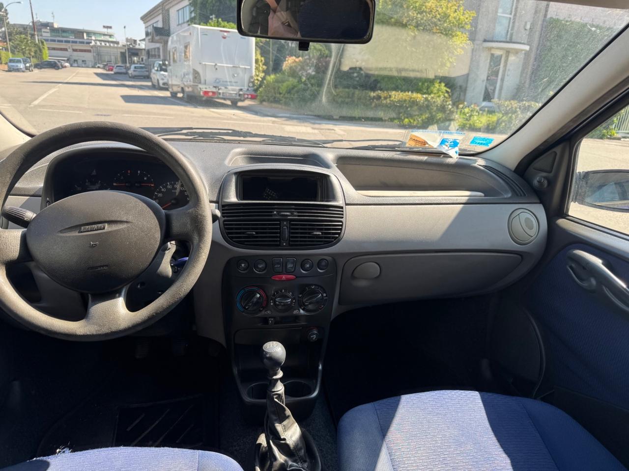 Fiat Punto 1.2i 16V cat 5 porte ELX