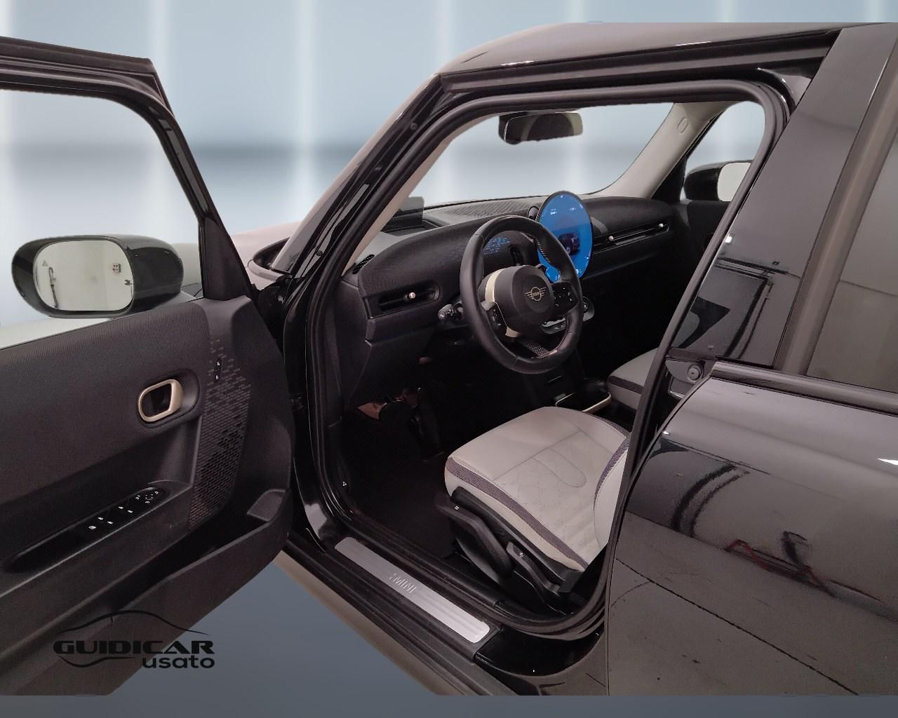 MINI Mini Cooper F65 5p - Mini Cooper 5p 1.5 C Favoured auto