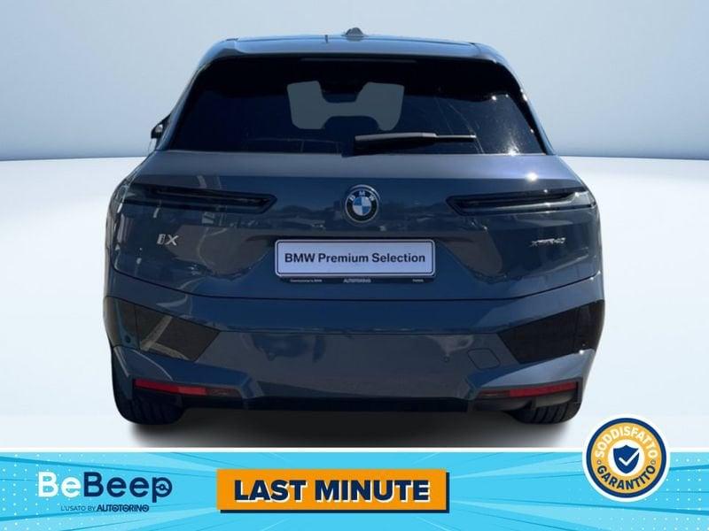 BMW iX XDRIVE40 PACCHETTO SPORTIVO
