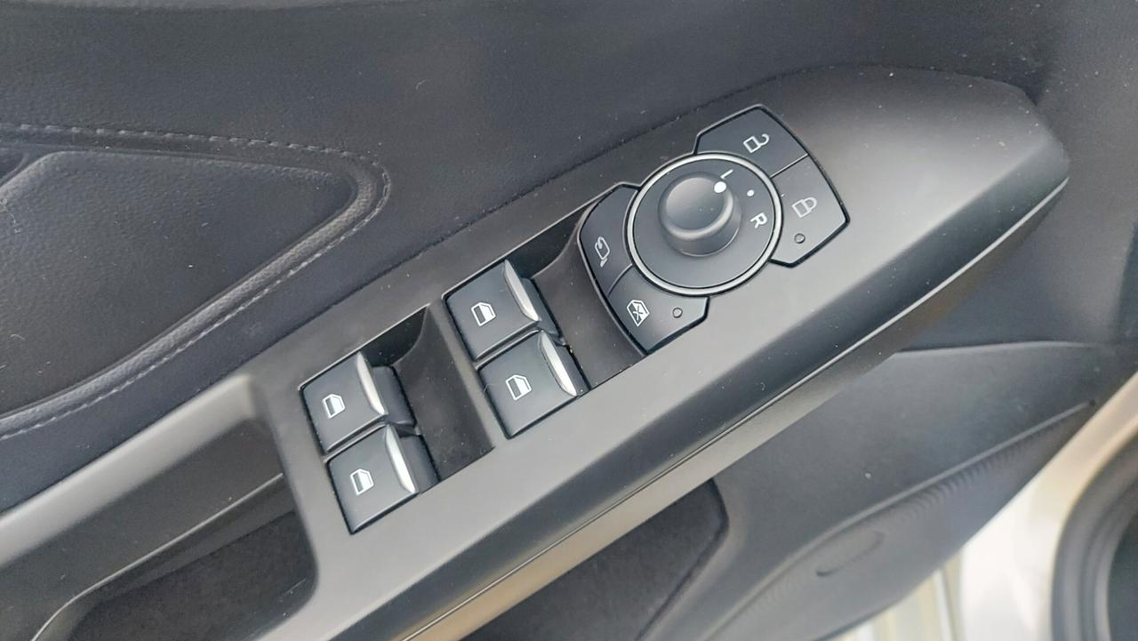 Ford Focus 1.5 EcoBlue 115 CV automatico SW ST-Line