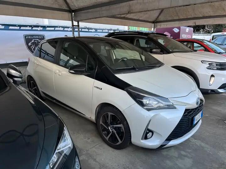 Toyota Yaris III 2017 5p 1.5h Trend Blue Edition my18