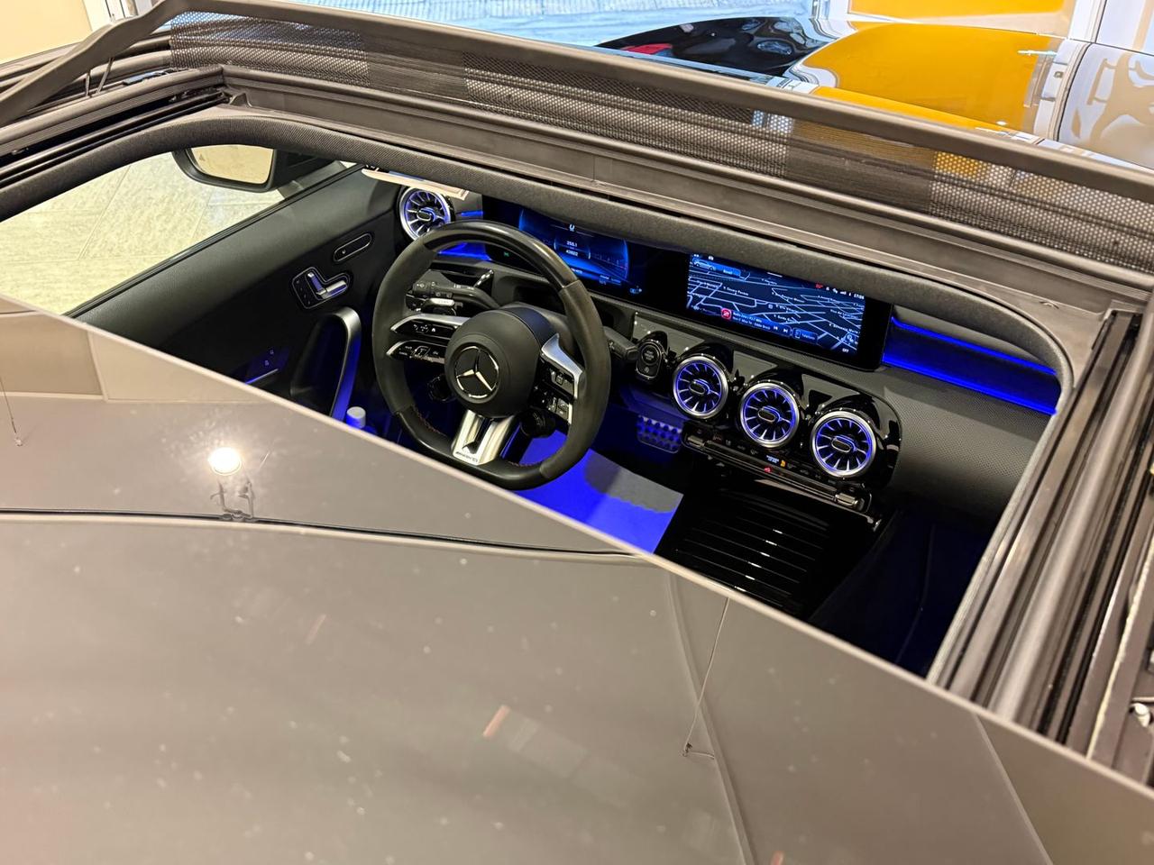 Mercedes-Benz A 35 AMG Premium Plus A 35 AMG #9654