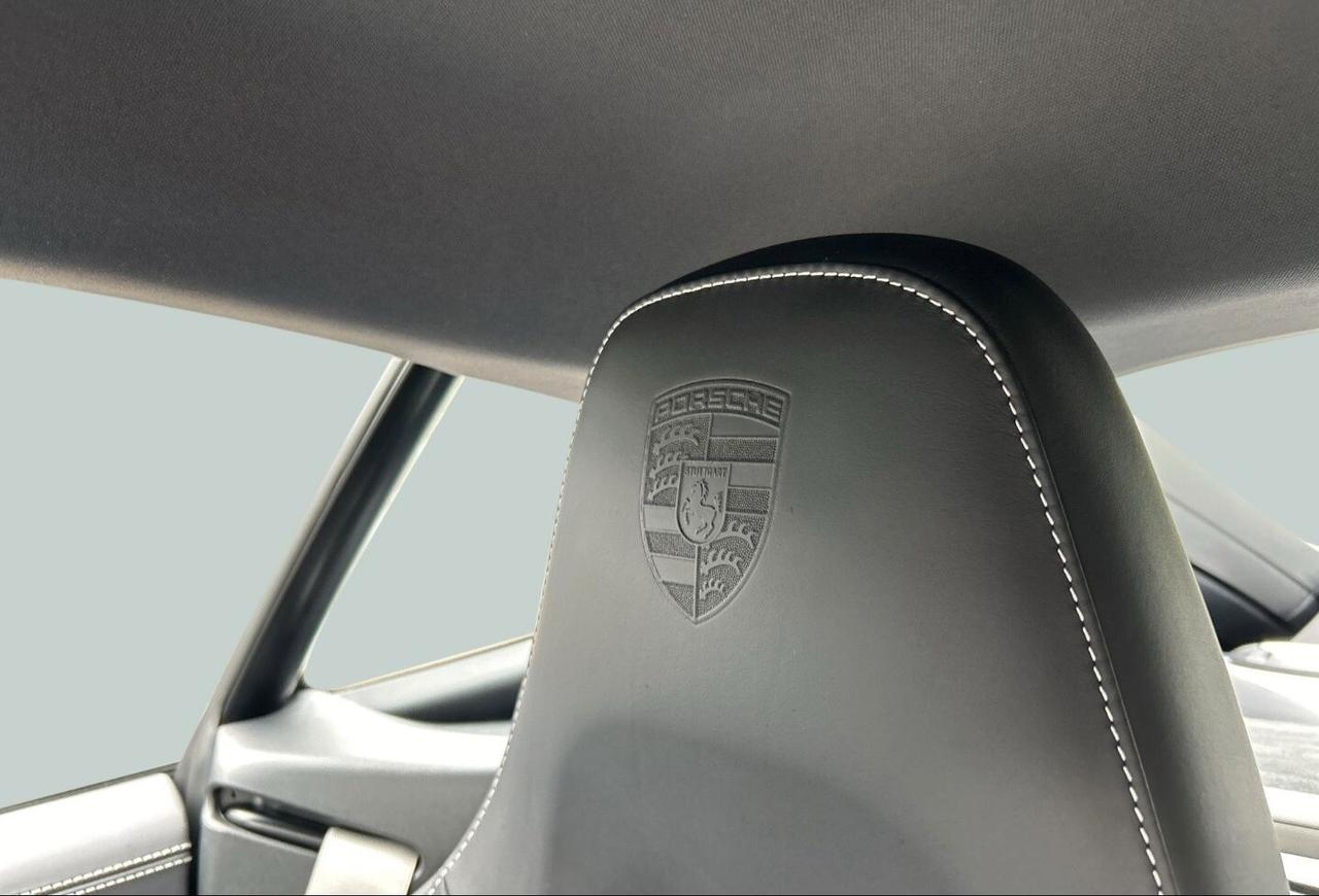 Porsche 718 Spyder Porsche Cayman Style edition