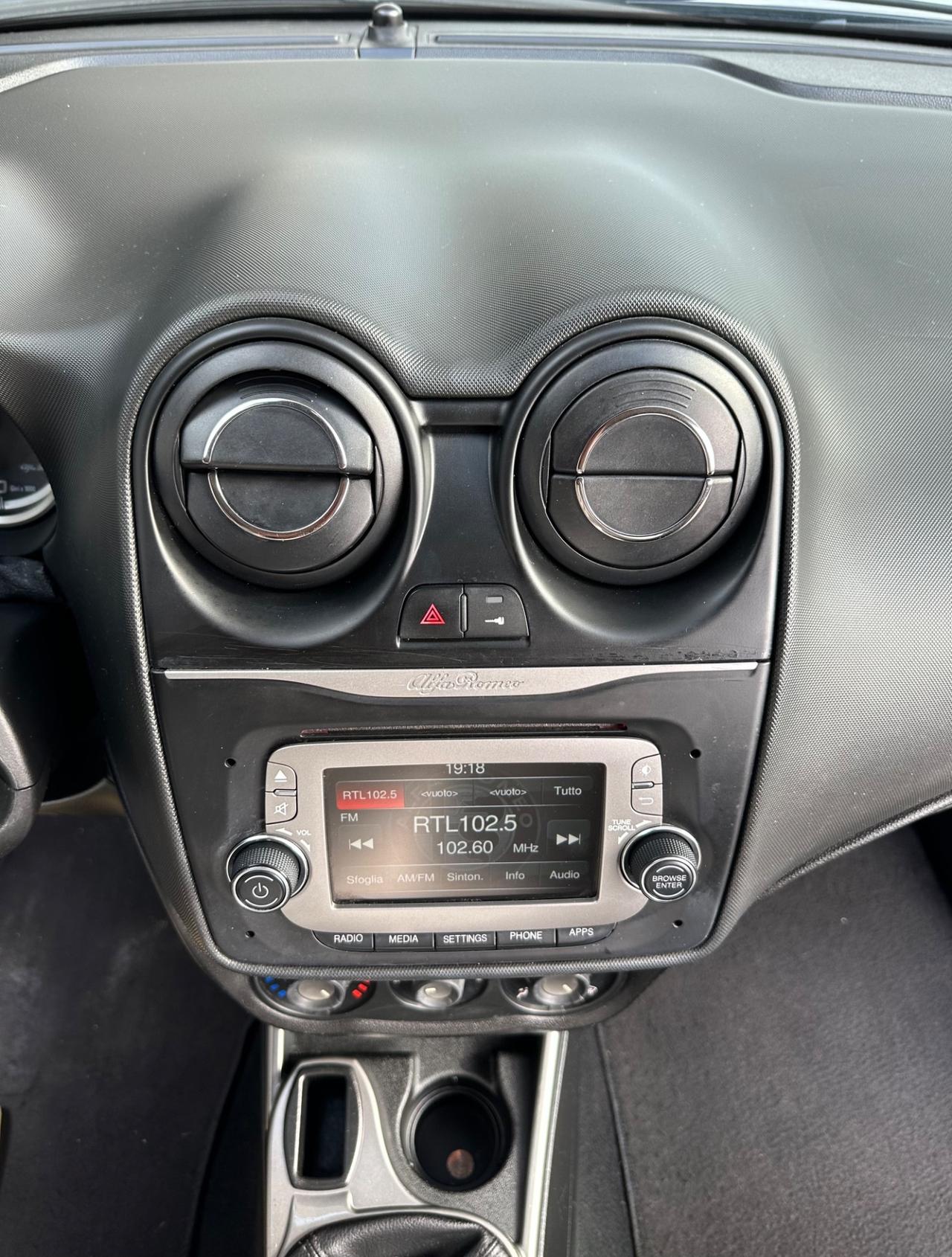 Alfa Romeo MiTo 1.4 8V benzina 78cv S&S Urban