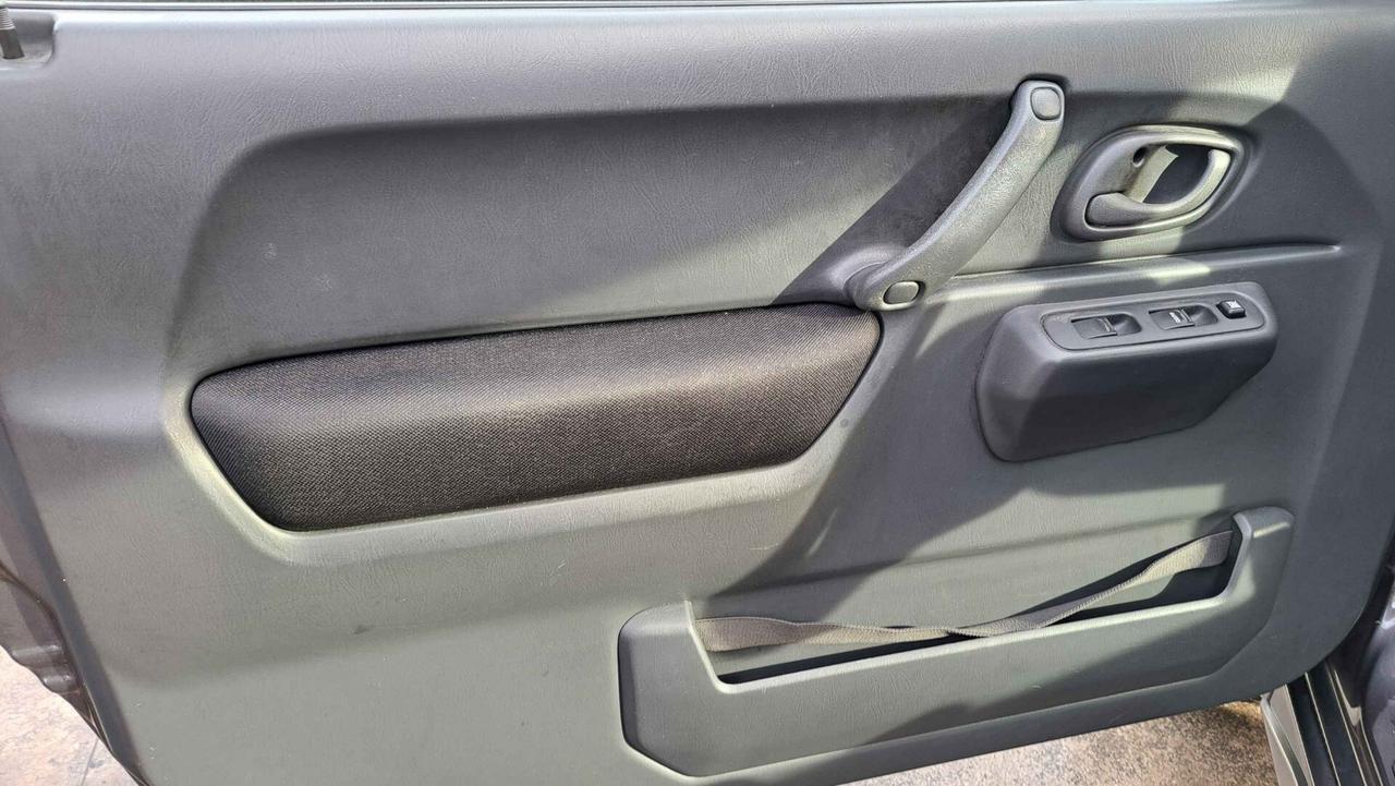 Suzuki Jimny 1.3i 16V cat 4WD Special