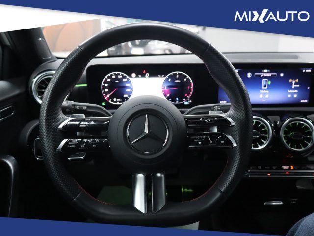 MERCEDES-BENZ A 180 D Automatic Premium AMG Line