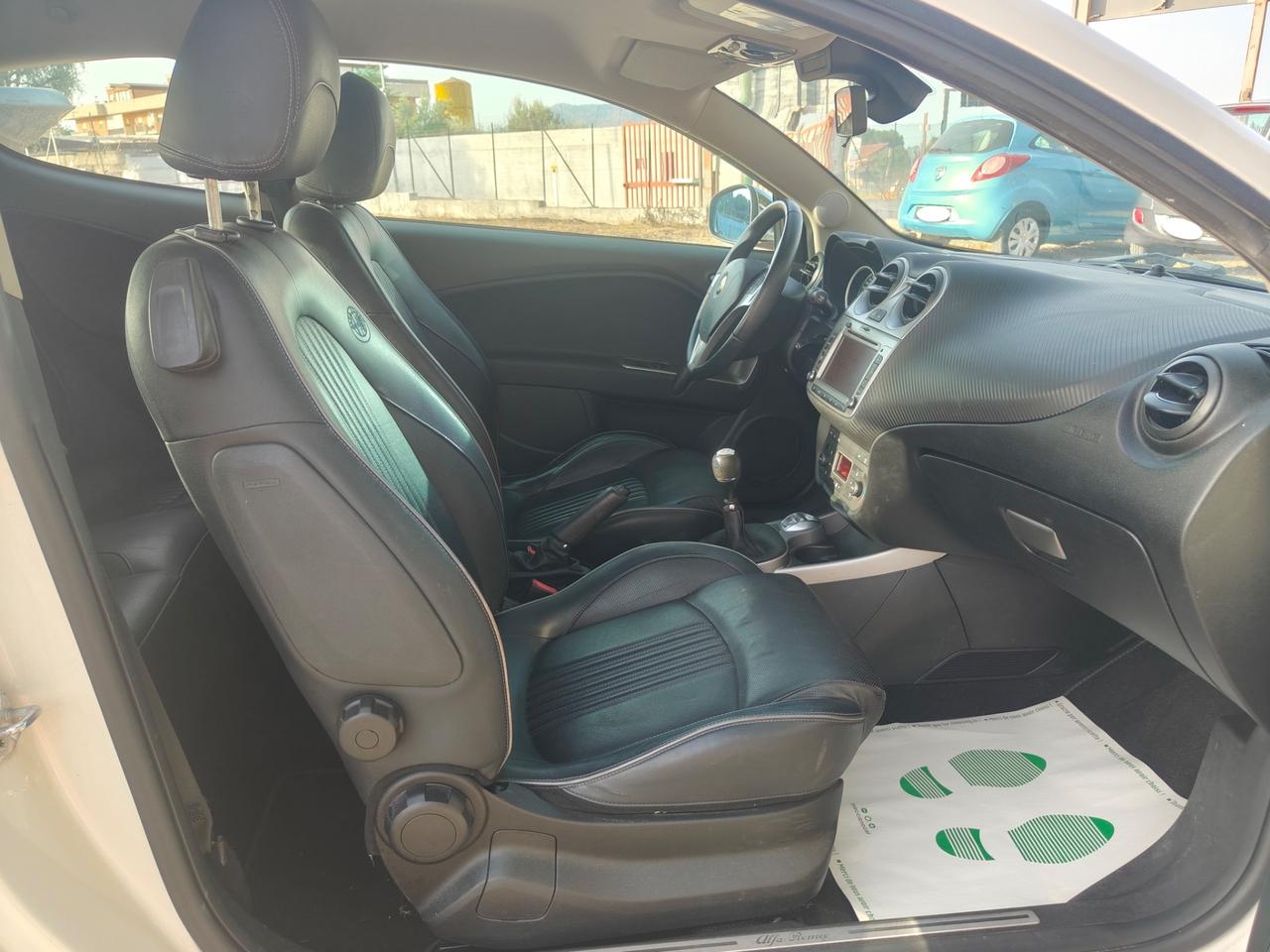 Alfa Romeo MiTo 1.3 JTDm-2 85 CV S&S Distinctive Sport Pack