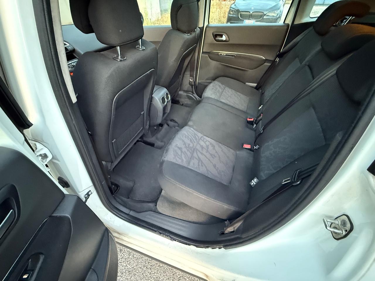 Peugeot 3008 1.6 HDi 110CV Tecno