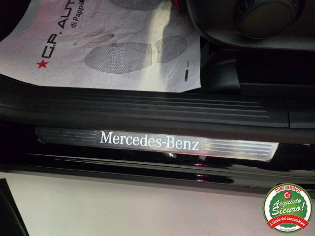 MERCEDES-BENZ GLA 200 d Automatic Premium