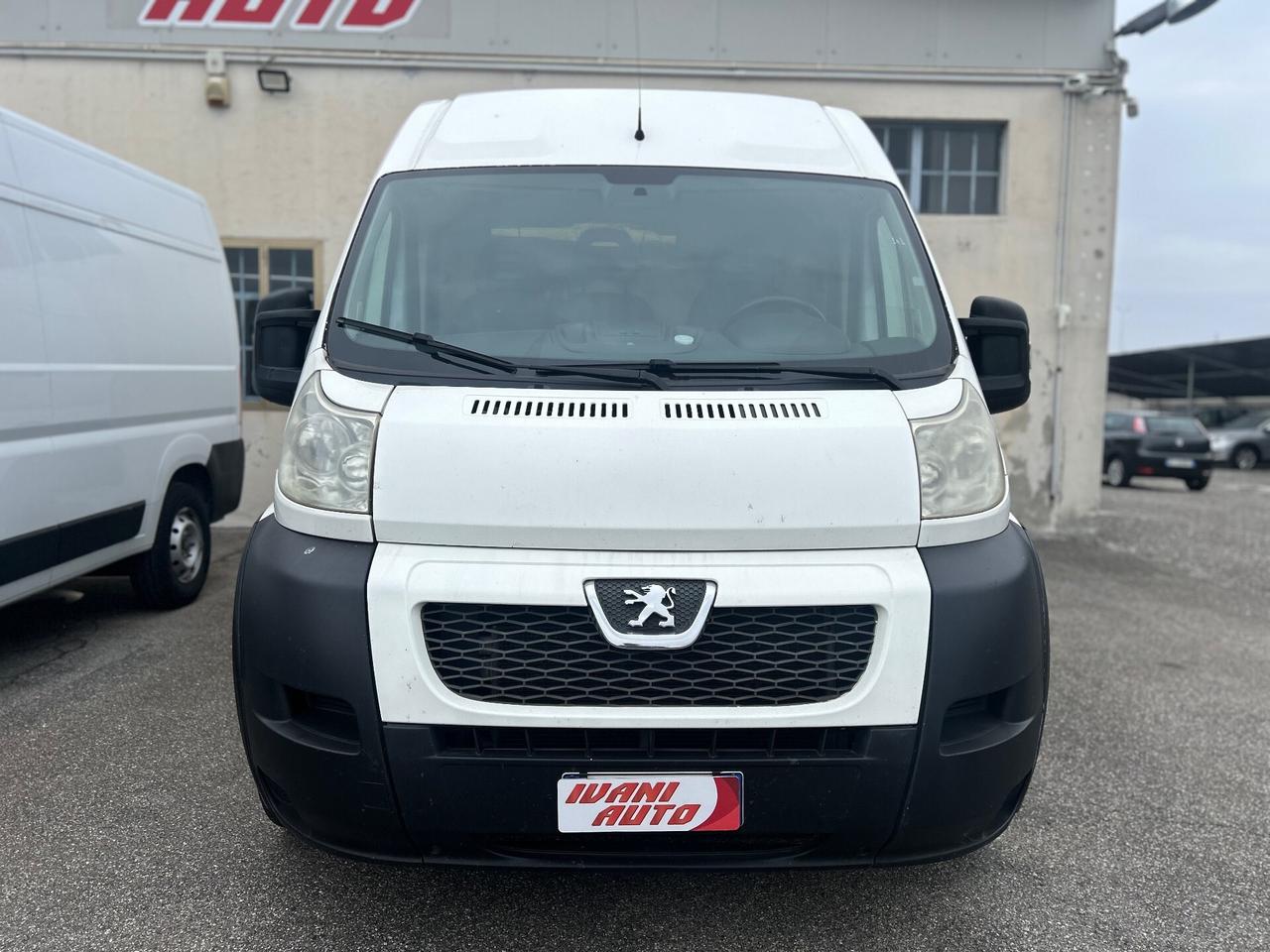 Peugeot Boxer 330 BlueHDi 140