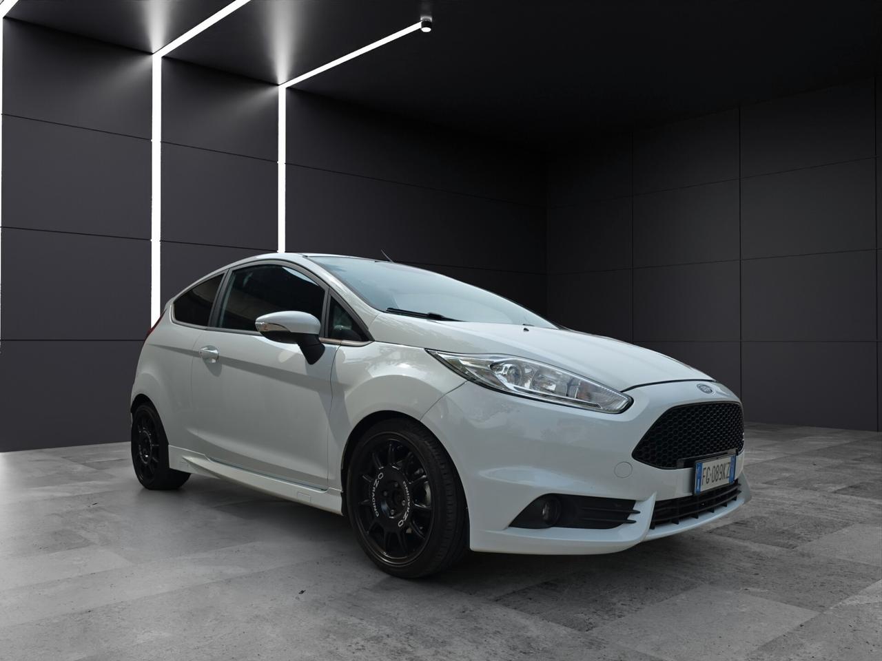 Ford Fiesta 1.6 182CV 3 porte ST