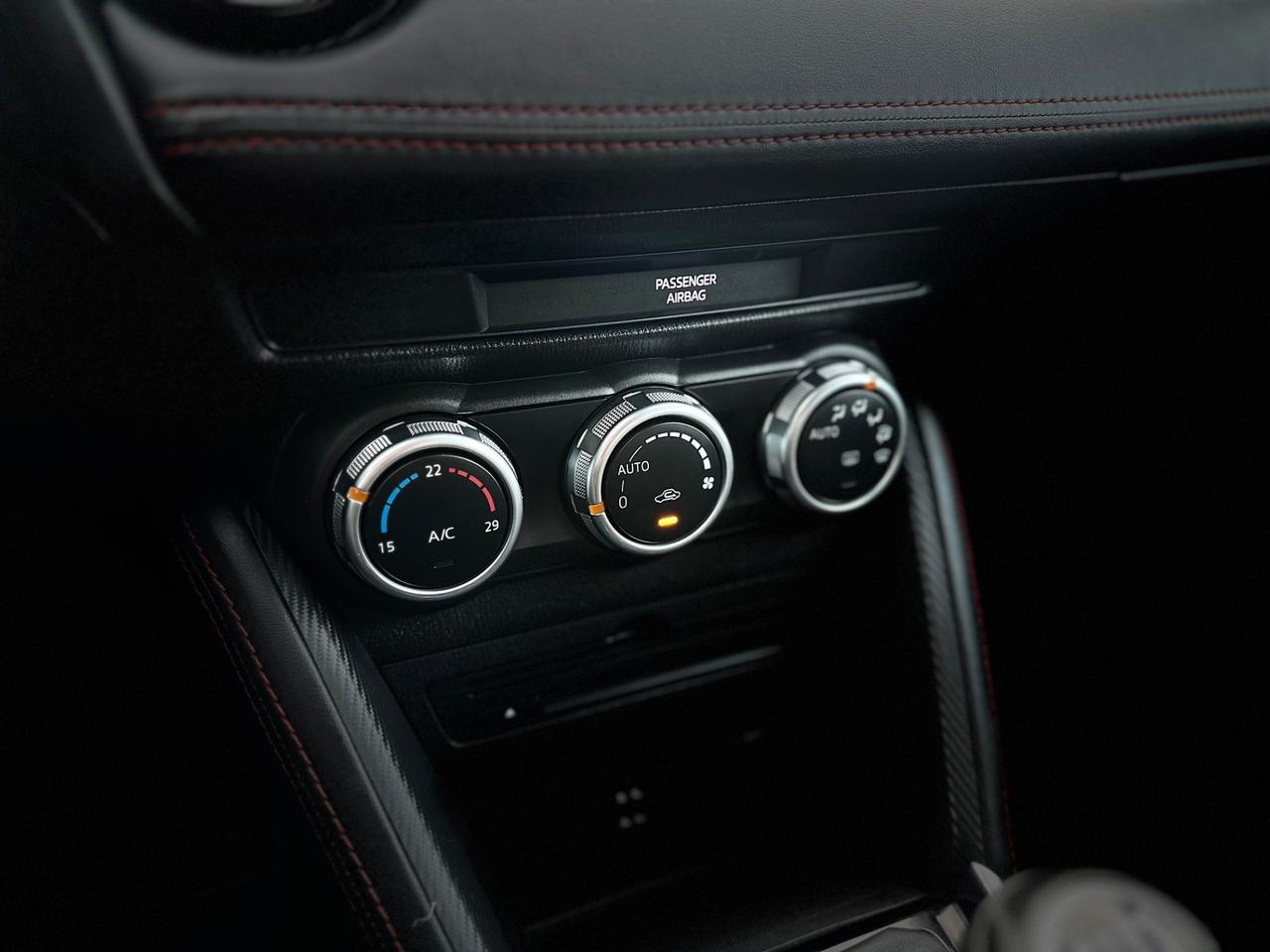 Mazda 2 Mazda2 1.5 Skyactiv-G 90 CV Exceed