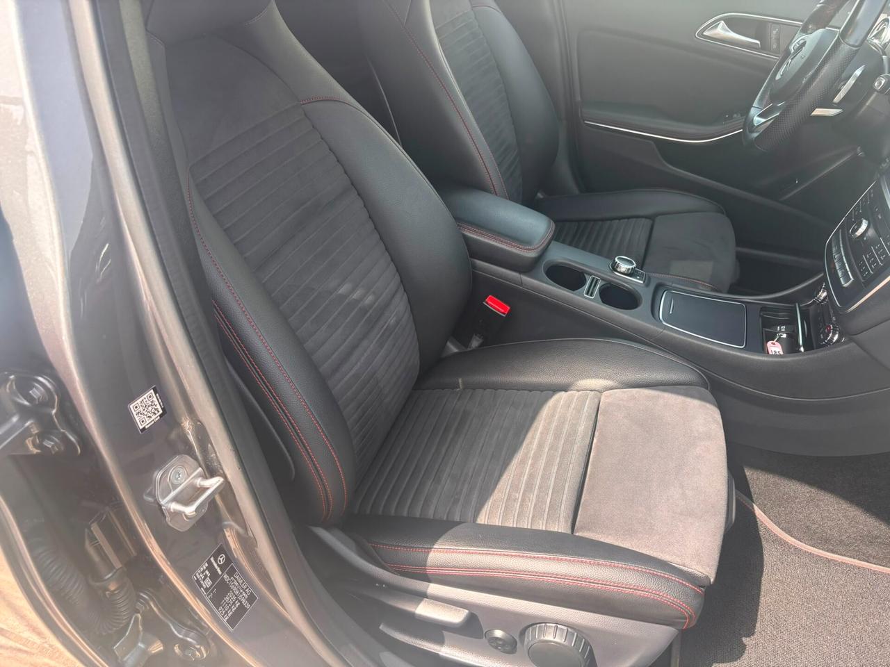 Mercedes-benz GLA 200 d Automatic Premium