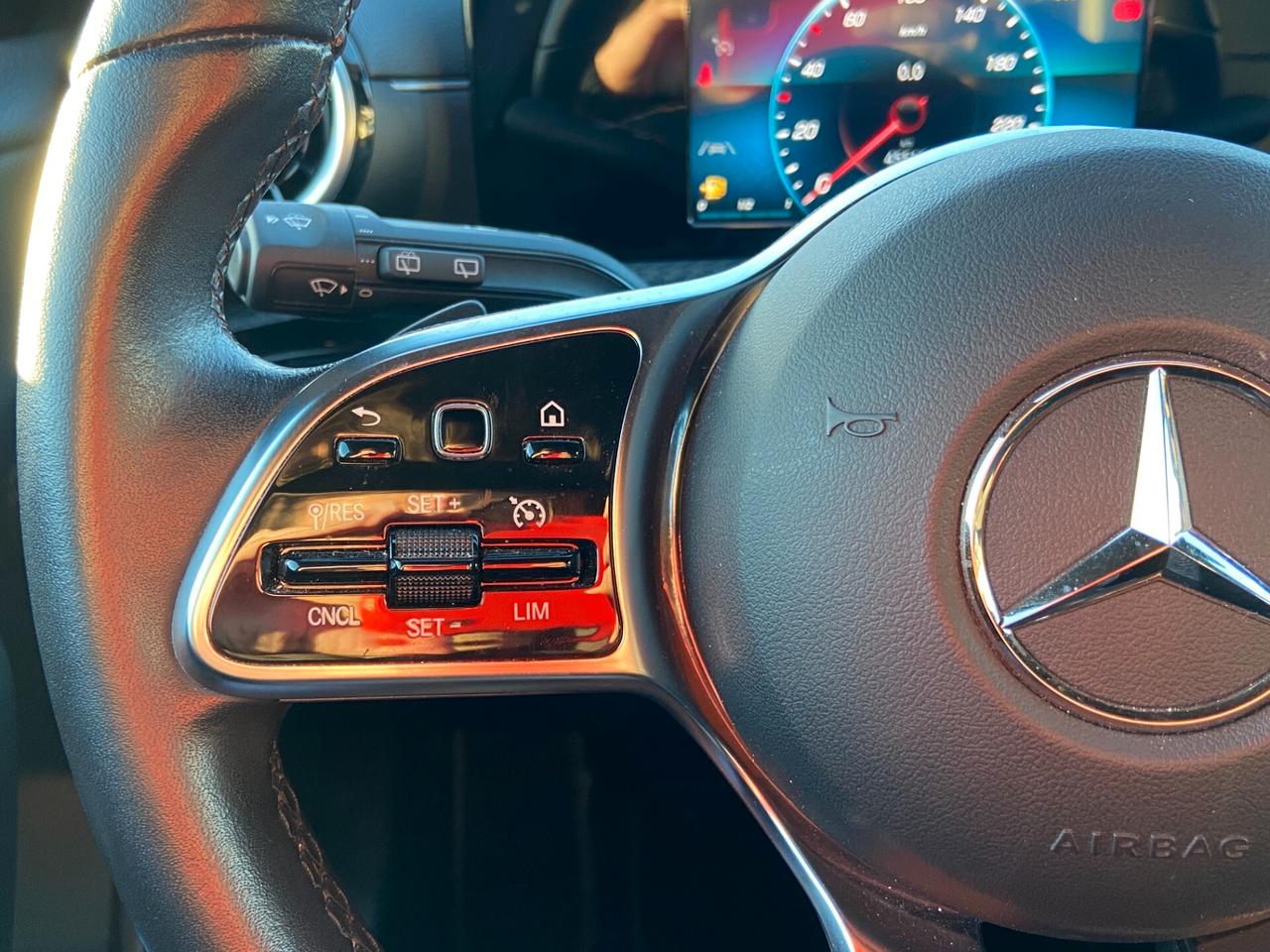 Mercedes-Benz A 180d Automatic Business