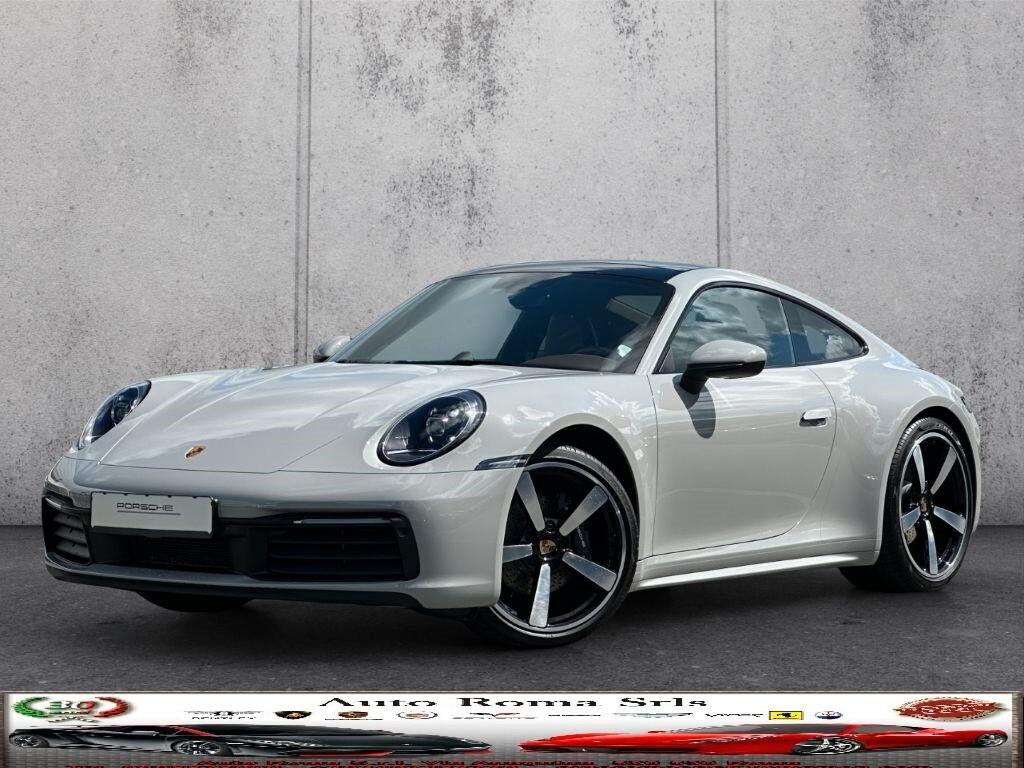 Porsche 911 Carrera 4 Sport Chrono