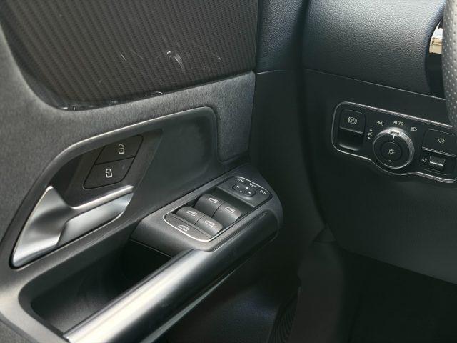 MERCEDES-BENZ B 180 d Automatic Premium AMG