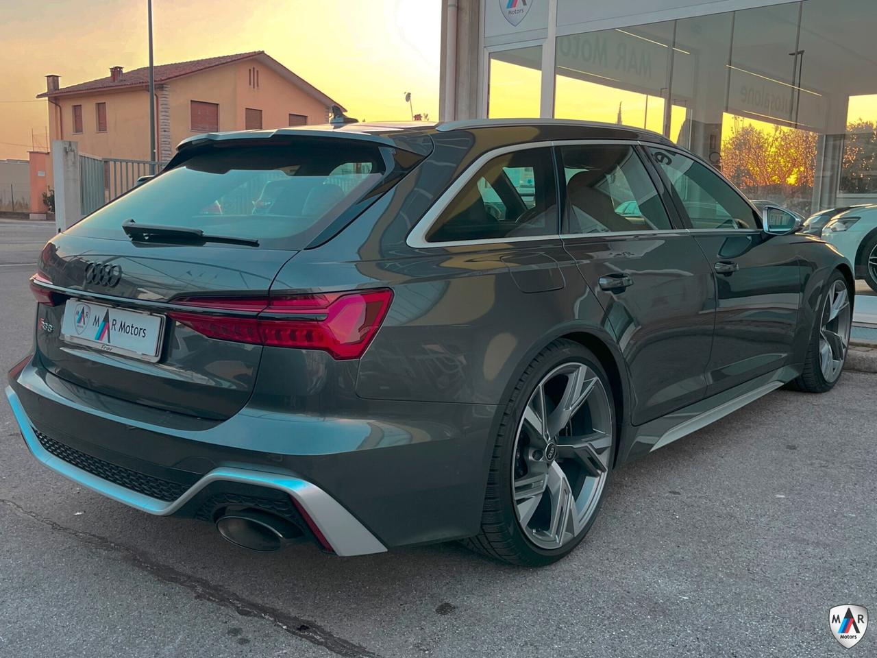 Audi RS6 Avant 4.0 TFSI V8 quattro tiptronic