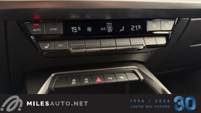 AUDI A3 30 g-tron S tronic Navi ACC Led sedili sport