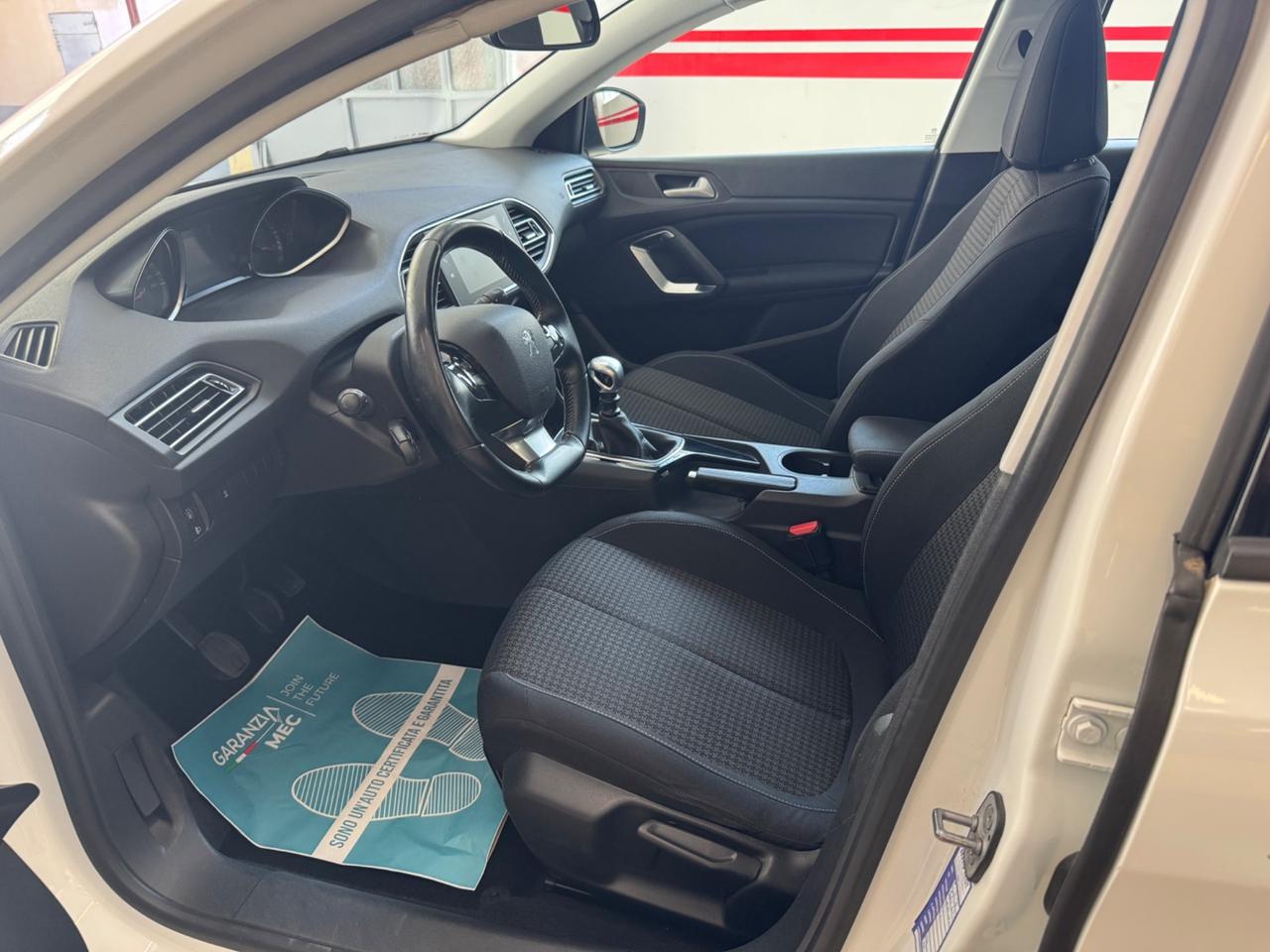 Peugeot 308 BlueHDi 130 S&S SW Business