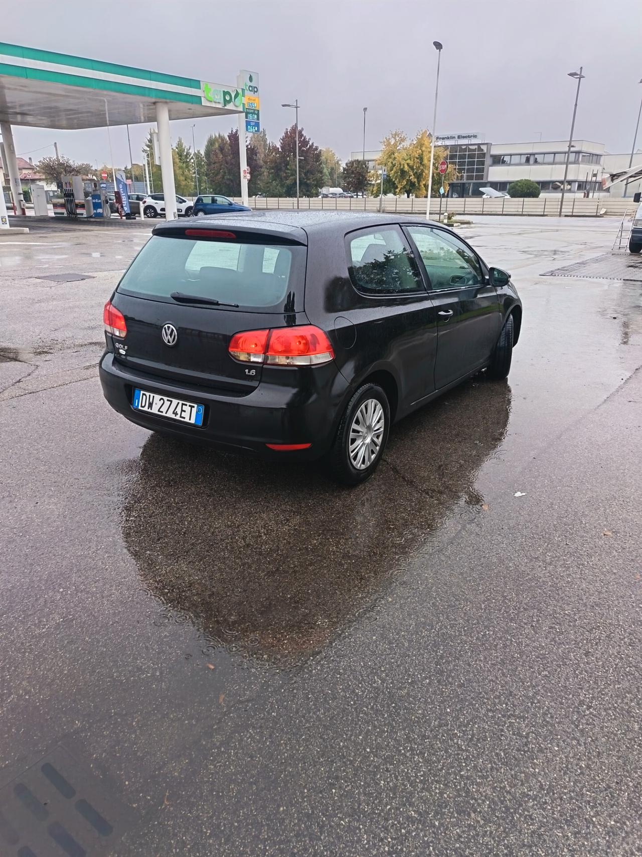 Volkswagen Golf 1.6 3p. Comfortline