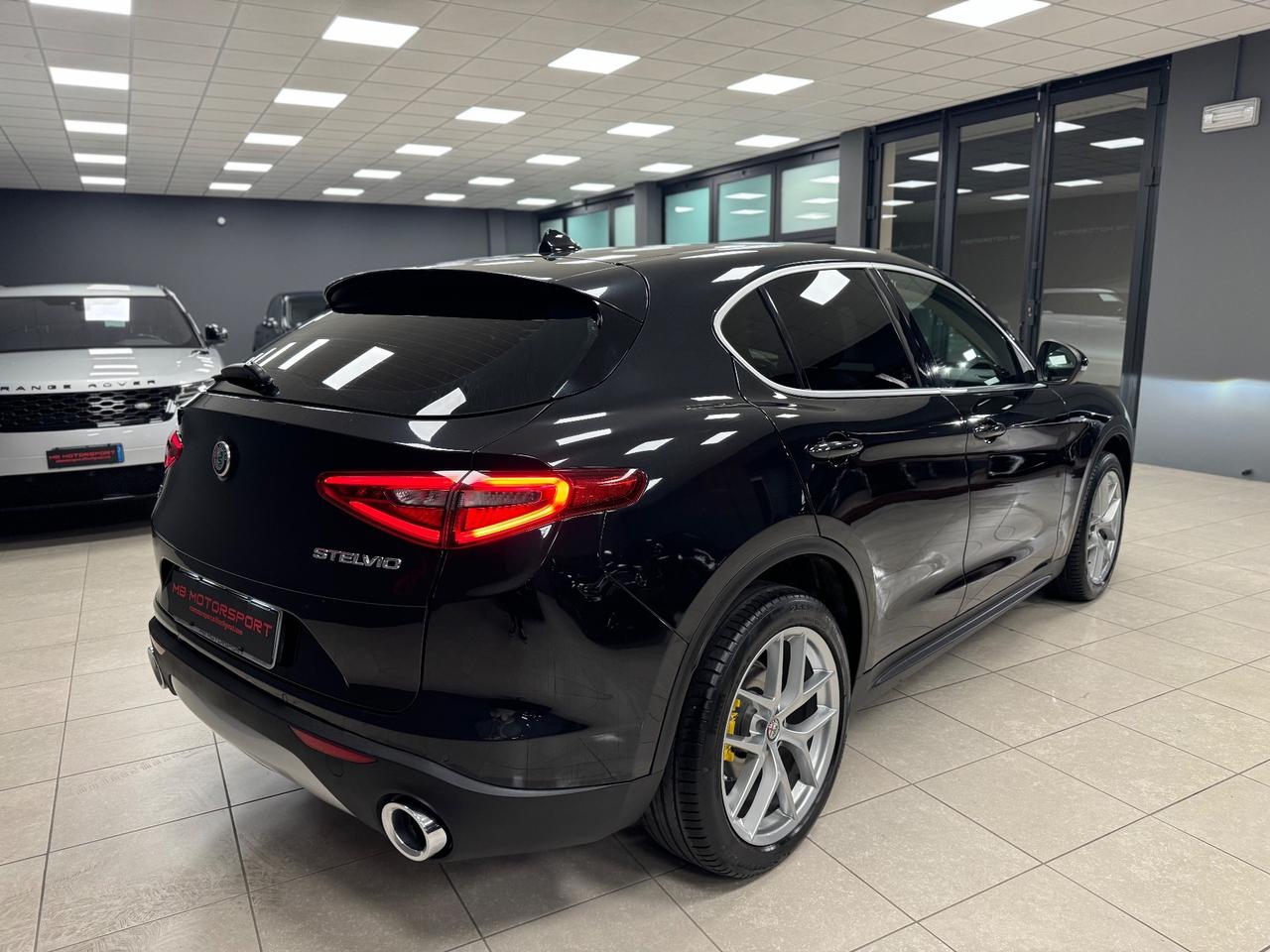 Alfa Romeo Stelvio 2.2 Turbodiesel 210 CV AT8 Q4 Lusso