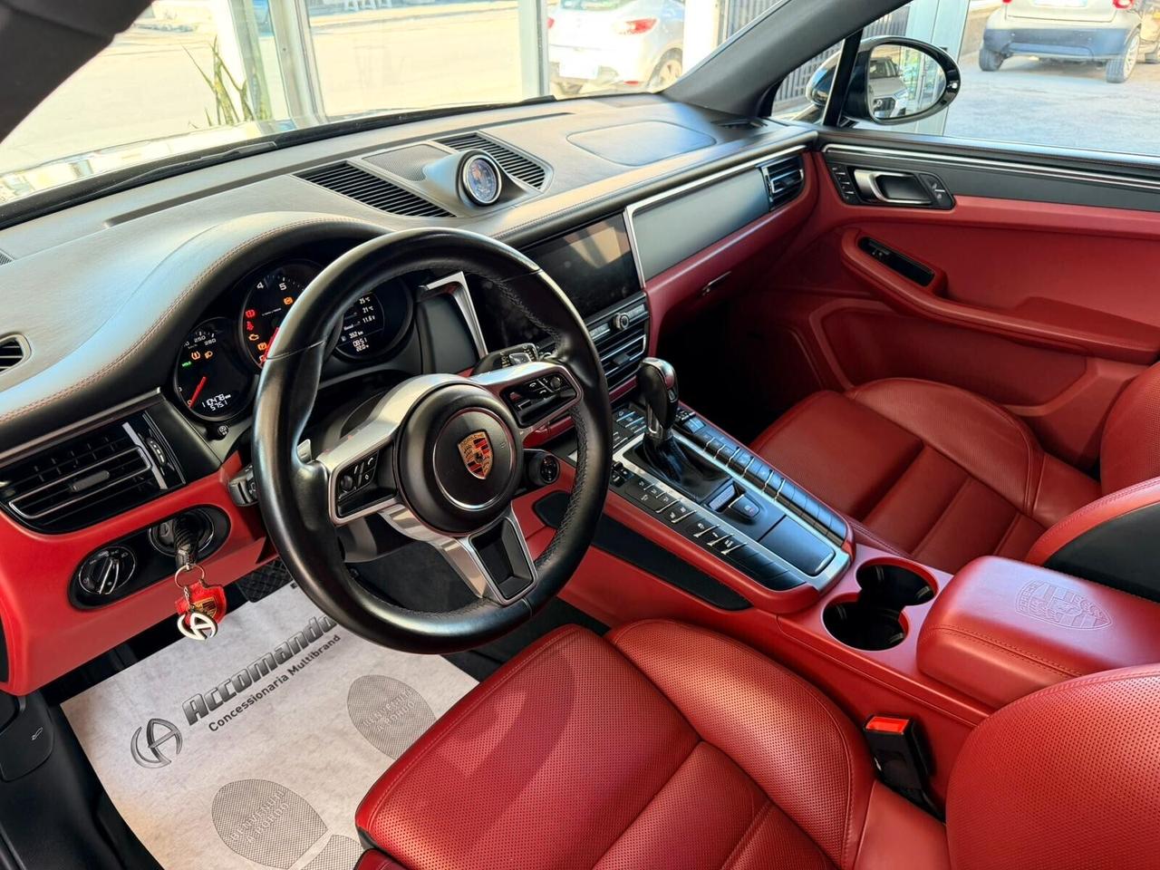 Porsche Macan 2.0 245CV PDK