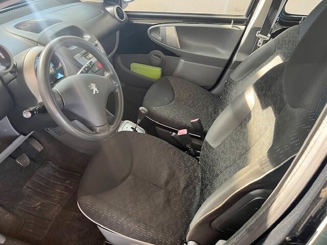 Peugeot 107 1.0 68CV 5p. Plaisir 2Tronic AUTOMATICA