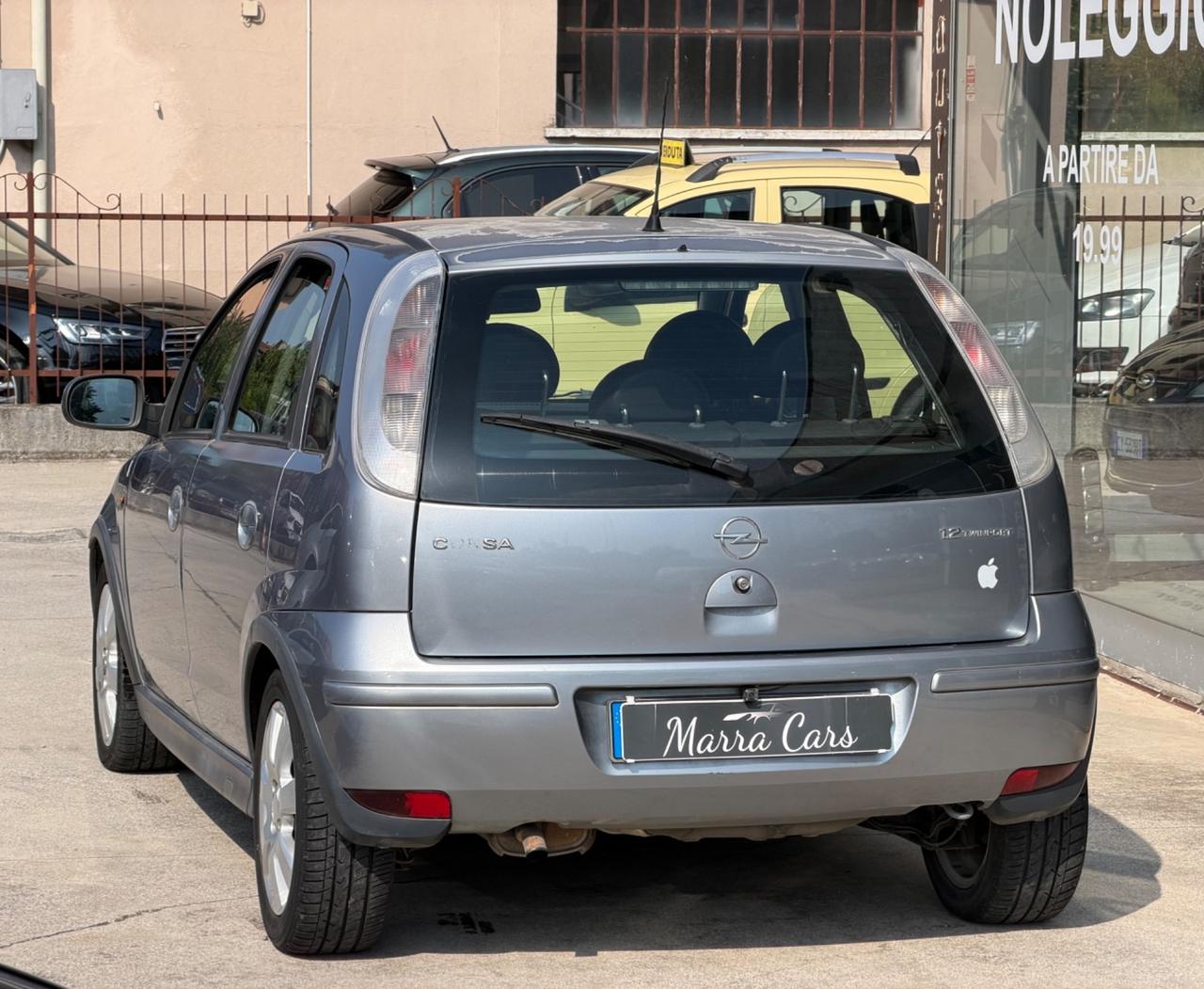 Opel Corsa 1.2i 16V cat 5 porte Enjoy