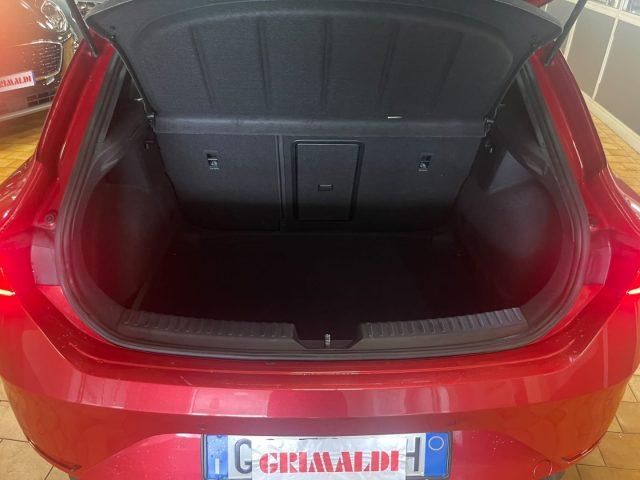 SEAT Leon 1.5 TSI FR 18" VIDEO LED C/GRIMALDI SPECIAL DAY