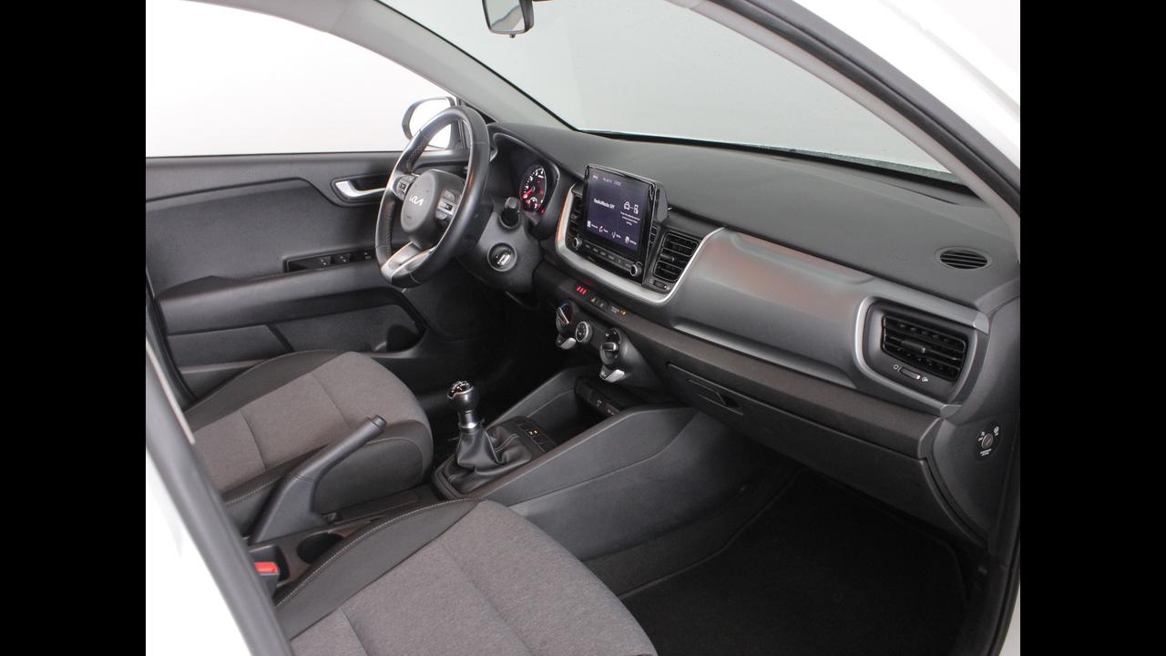 KIA Stonic - Stonic 1.2 dpi Urban 84cv