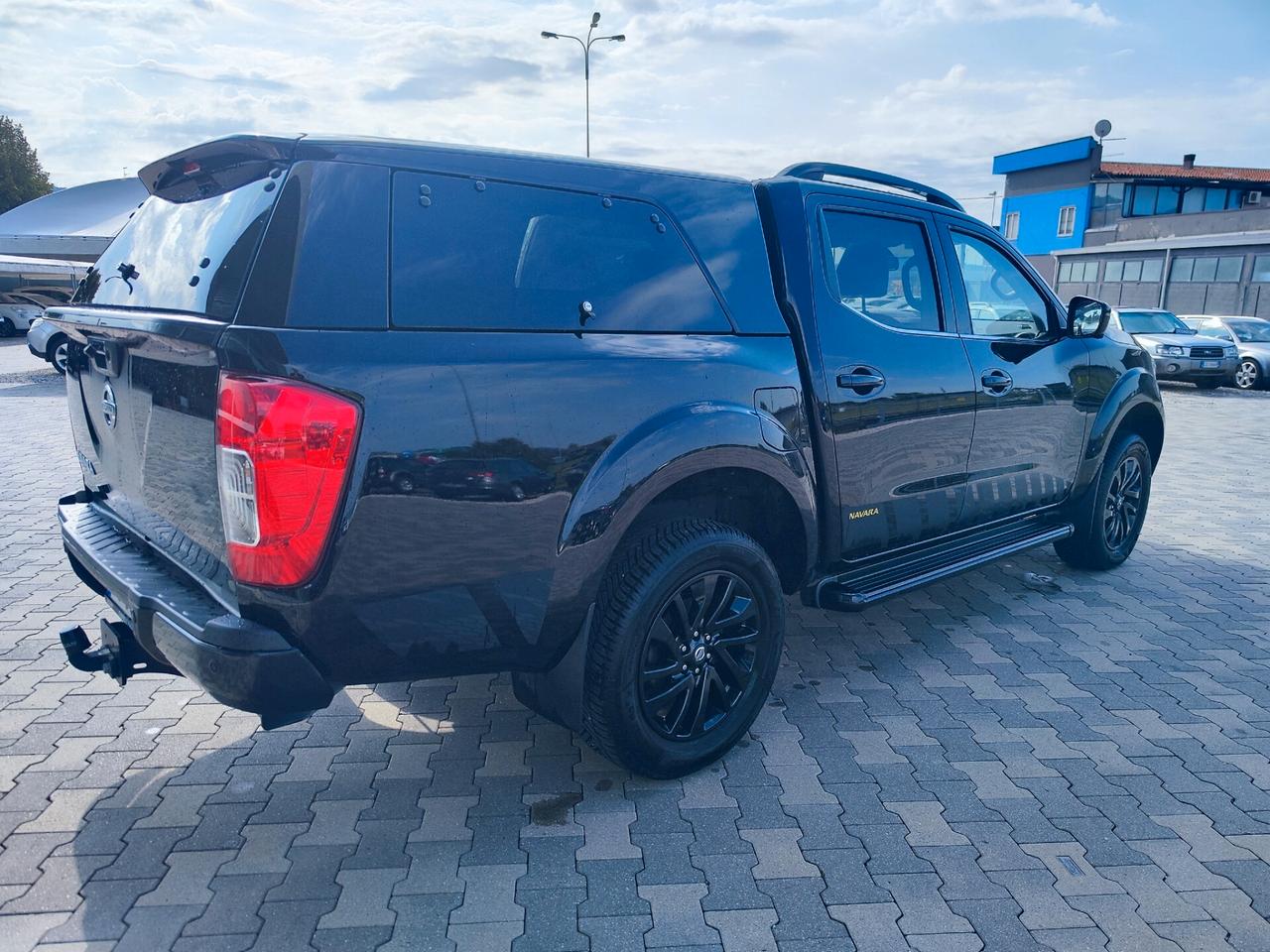 Nissan Navara 2.3 dCi 190 CV 7AT 4WD Double Cab N-Connecta
