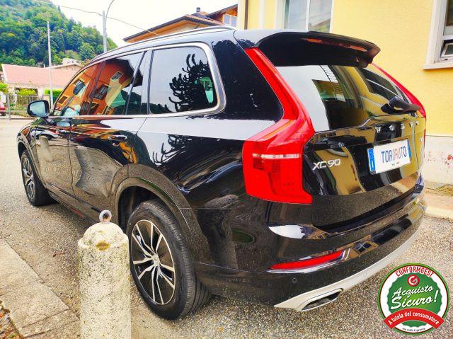 VOLVO XC90 B5 (d) AWD Geartronic 7 posti Momentum Pro