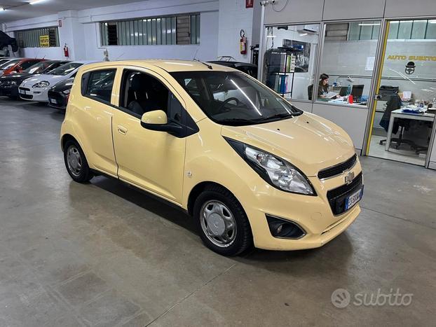 Chevrolet Spark 1.0 tenuta bene, GPL