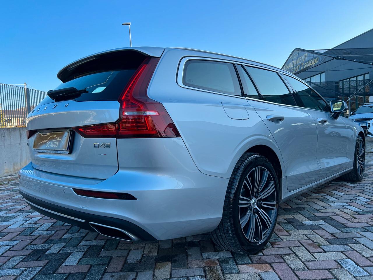 Volvo V60 D4 Geartronic Inscription Tua a Rate Con Zero Anticipo