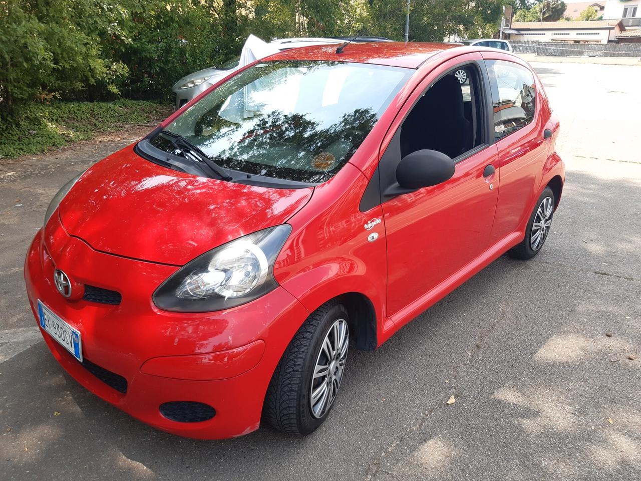 Toyota Aygo 1.0 12V VVT-i 5 porte