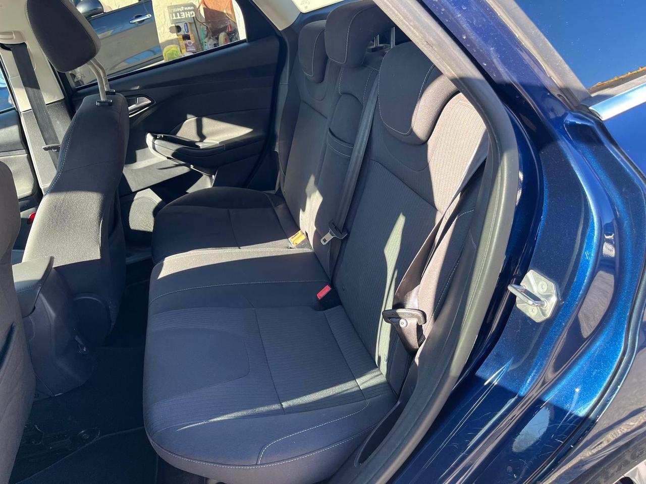 Ford focus s.w-1.6 tdci-full-2012