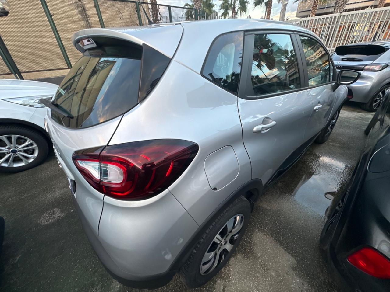 Renault Captur dCi 8V 90 CV Business 2018 104.000km