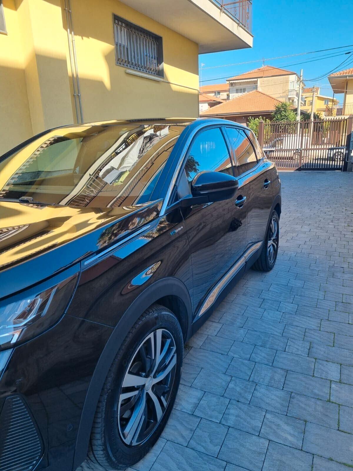 Peugeot 3008 BlueHDi 130 S&S EAT8 Active Pack