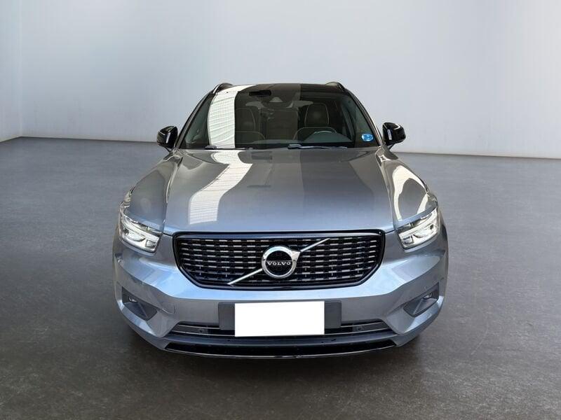 Volvo XC40 D4 AWD Geartronic R-Design