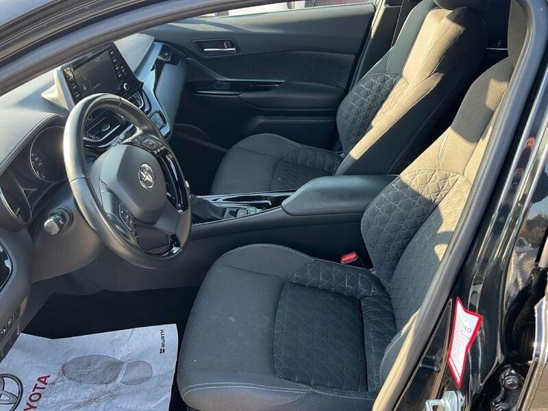 Toyota C-HR C-HR 1.8 Hybrid E-CVT Trend