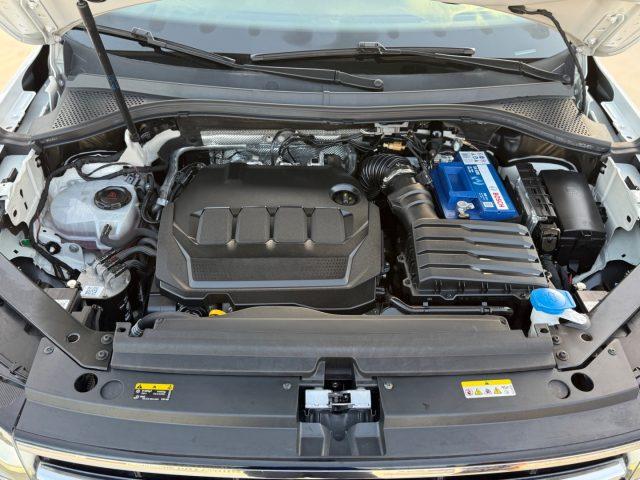 VOLKSWAGEN Tiguan 2.0 TDI R-Line TETTO APRIBILE