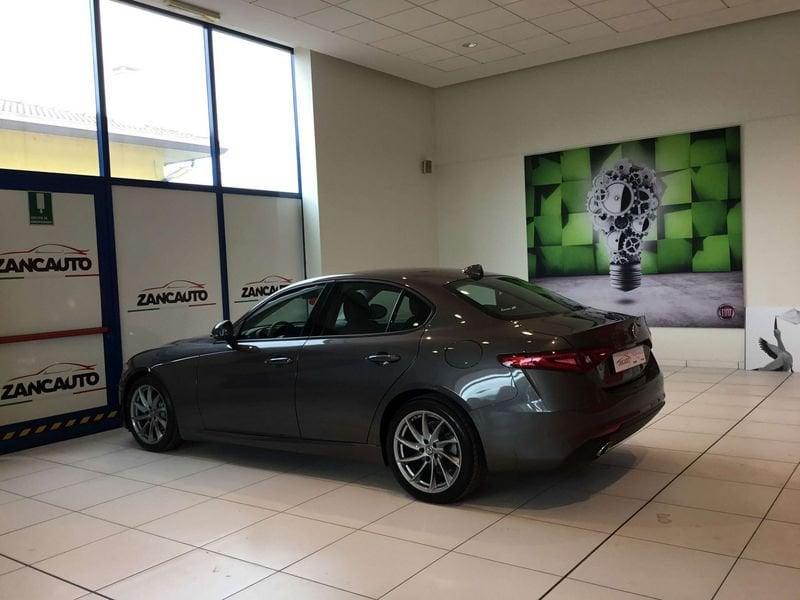 Alfa Romeo Giulia 2.2 T-D 150CV TECH EDITION USATO GARANTITO