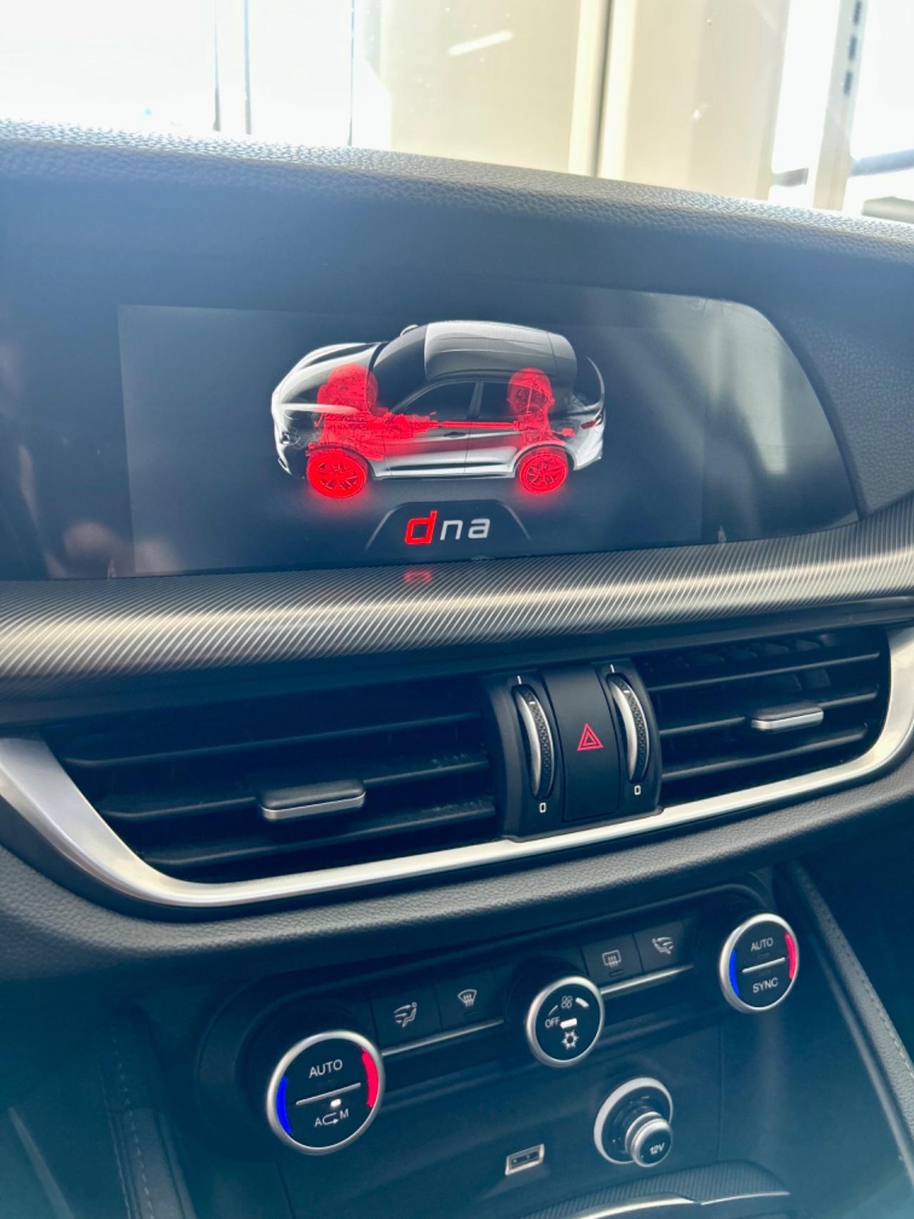 Alfa Romeo Stelvio 2.2 210 CV AT8 Q4 FINANZIABILE