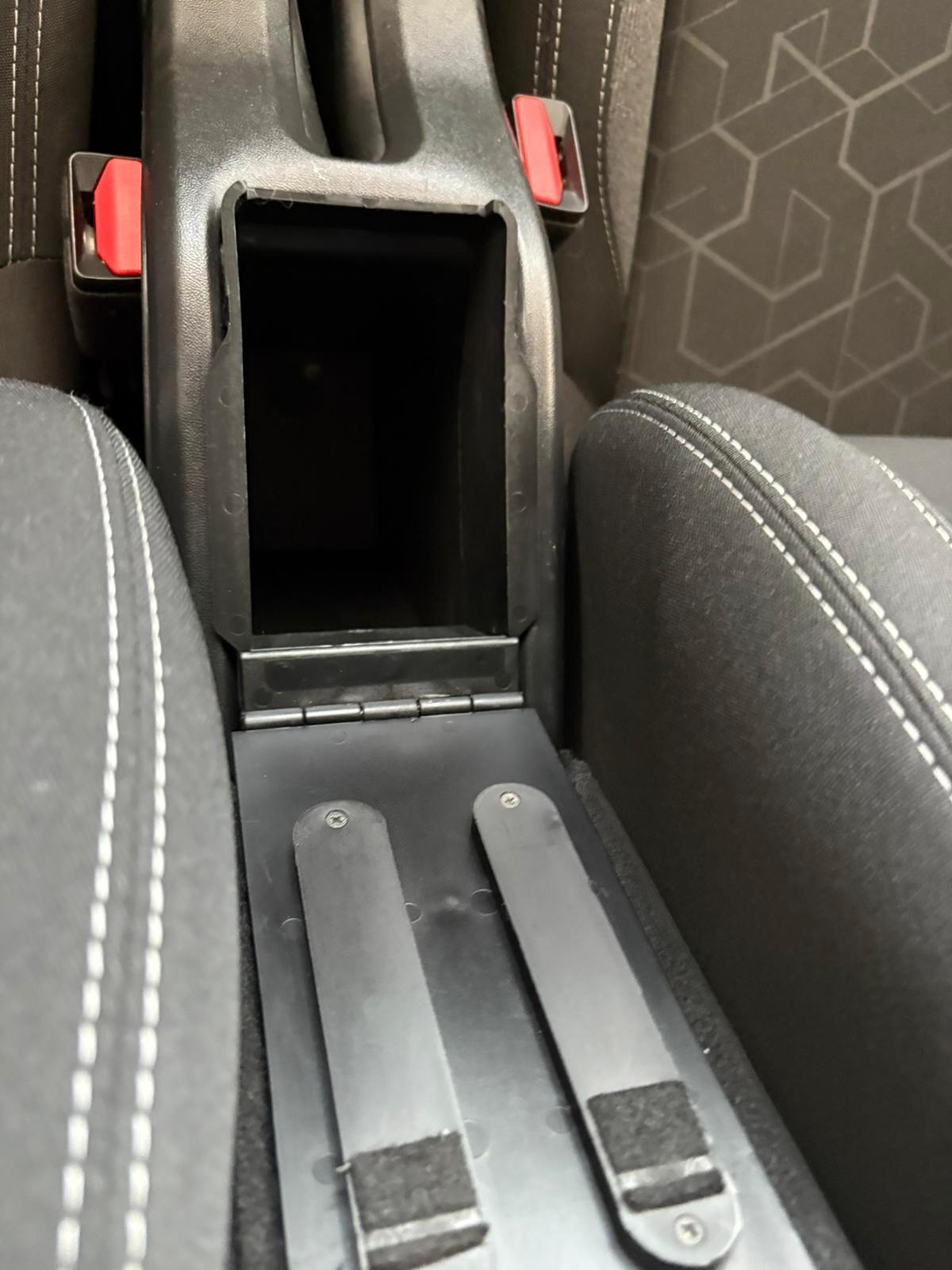 Peugeot 2008 BlueHDi 100 Allure